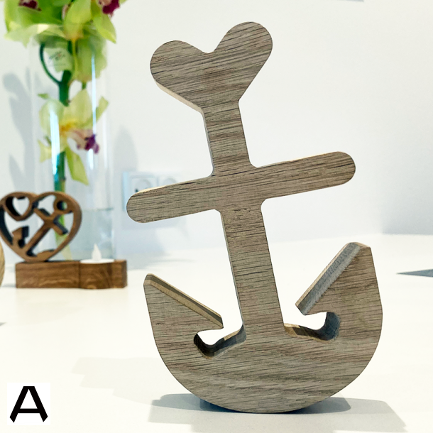 Anker udsk�ret i egetr�